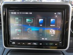 �֤����庸���ˣ��ĤΥ��������֡��֤򿿾夫�鸫���褦�ʱ�����Ǥ��Ф��Ƥ���륫���ʥӥ���������ա� 4