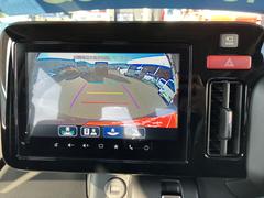 �֤����庸���ˣ��ĤΥ��������֡��֤򿿾夫�鸫���褦�ʱ�����Ǥ��Ф��Ƥ���륫���ʥӥ���������ա� 6