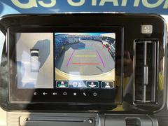 �֤����庸���ˣ��ĤΥ��������֡��֤򿿾夫�鸫���褦�ʱ�����Ǥ��Ф��Ƥ���륫���ʥӥ���������ա� 4