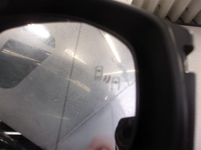 プリウス Ｚ　フルセグ　メモリーナビ　ミュージックプレイヤー接続可　バックカメラ　衝突被害軽減システム　ＥＴＣ　ドラレコ　ＬＥＤヘッドランプ　ロングラン保証あり　トヨタ認定中古車（12枚目）