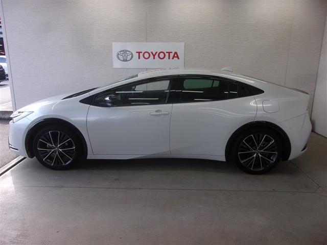 プリウス Ｚ　フルセグ　メモリーナビ　ミュージックプレイヤー接続可　バックカメラ　衝突被害軽減システム　ＥＴＣ　ドラレコ　ＬＥＤヘッドランプ　ロングラン保証あり　トヨタ認定中古車（3枚目）