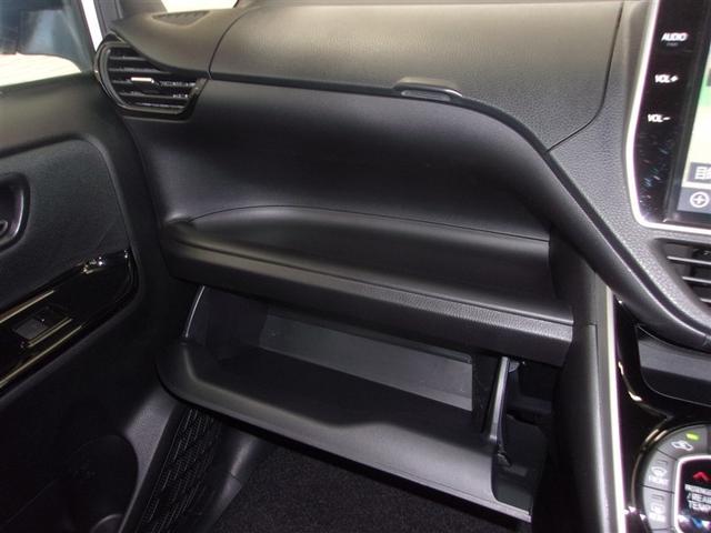 ヴォクシー ハイブリッドＺＳ　煌ＩＩ　フルセグ　メモリーナビ　ＤＶＤ再生　バックカメラ　衝突被害軽減システム　ＥＴＣ　両側電動スライド　ＬＥＤヘッドランプ　乗車定員７人　３列シート　ロングラン保証あり　トヨタ認定中古車（39枚目）