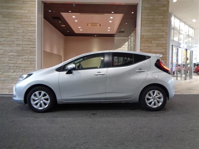 アクア Ｚ　トヨタ認定中古車　ハイブリッド保証　全周囲モニター　ブラインドスポットモニター　エントリーナビキット　バックカメラ　パーキングサポートブレーキ　衝突被害軽減システム　ＥＴＣ　ＬＥＤヘッドランプ（11枚目）