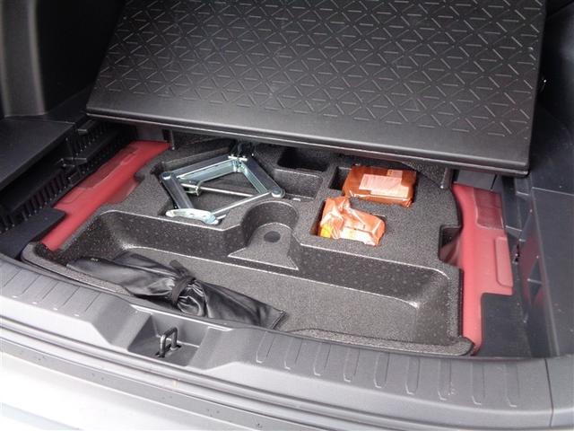 RAV4 G Zパッケージ トヨタ認定中古車 キック式パワーバックドア 4WD デジタルインナーミラー フルセグ メモリーナビ DVD再生 バックカメラ 衝突被害軽減システム ETC LEDヘッドランプ ワンオーナー(26枚目)