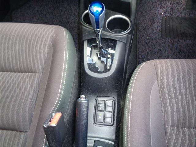 アクア Ｇ　トヨタ認定中古車　ハイブリッド保証　ワンセグ　メモリーナビ　バックカメラ　衝突被害軽減システム　ドラレコ　ＬＥＤヘッドランプ　ワンオーナー（22枚目）