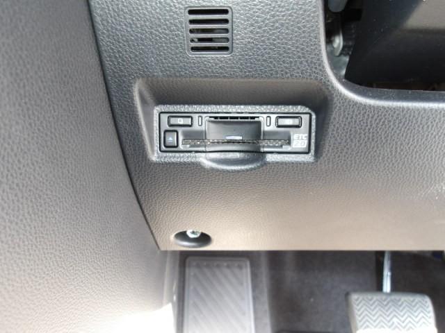 ノア ハイブリッドS-Z 元試乗車 トヨタ認定中古車 バックカメラ 衝突被害軽減システム ETC 両側電動スライド LEDヘッドランプ 乗車定員7人 3列シート(11枚目)