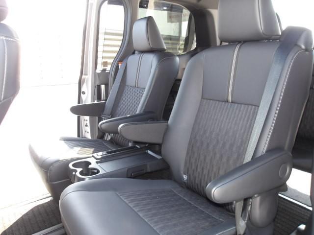 ノア ハイブリッドS-Z 元試乗車 トヨタ認定中古車 バックカメラ 衝突被害軽減システム ETC 両側電動スライド LEDヘッドランプ 乗車定員7人 3列シート(21枚目)