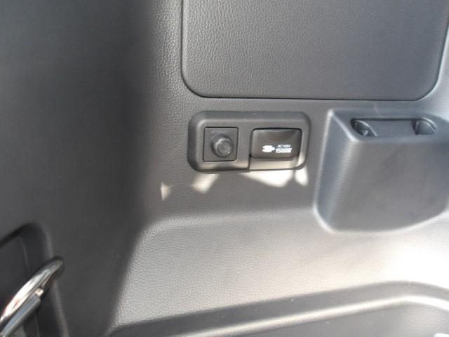 ノア ハイブリッドS-Z 元試乗車 トヨタ認定中古車 バックカメラ 衝突被害軽減システム ETC 両側電動スライド LEDヘッドランプ 乗車定員7人 3列シート(23枚目)