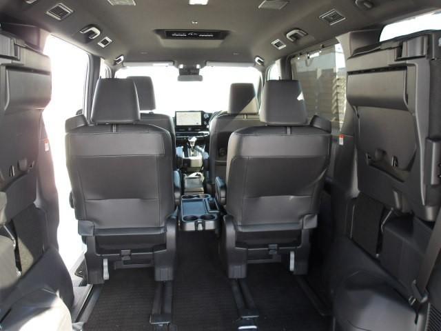 ノア ハイブリッドS-Z 元試乗車 トヨタ認定中古車 バックカメラ 衝突被害軽減システム ETC 両側電動スライド LEDヘッドランプ 乗車定員7人 3列シート(24枚目)