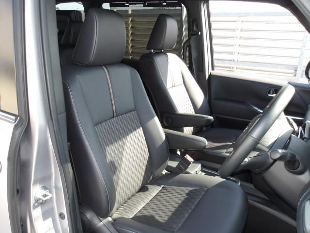 ノア ハイブリッドS-Z 元試乗車 トヨタ認定中古車 バックカメラ 衝突被害軽減システム ETC 両側電動スライド LEDヘッドランプ 乗車定員7人 3列シート(30枚目)