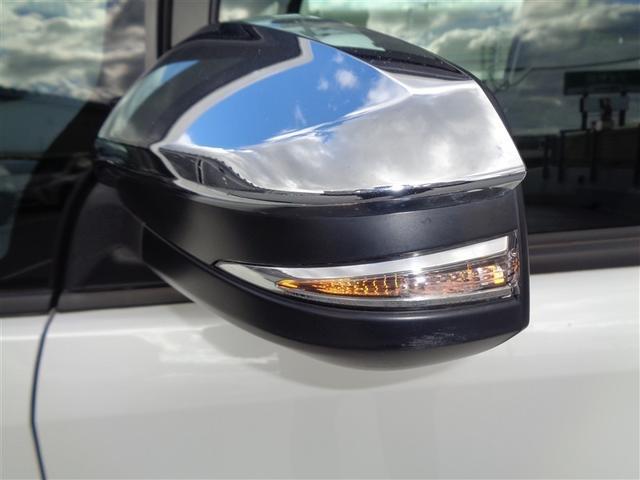 ヴォクシー ＺＳ　煌ＩＩ　トヨタ認定中古車　フルセグ　メモリーナビ　ＤＶＤ再生　バックカメラ　衝突被害軽減システム　ＥＴＣ　ドラレコ　両側電動スライド　ＬＥＤヘッドランプ　ウオークスルー　乗車定員７人　３列シート　ワンオーナー（9枚目）