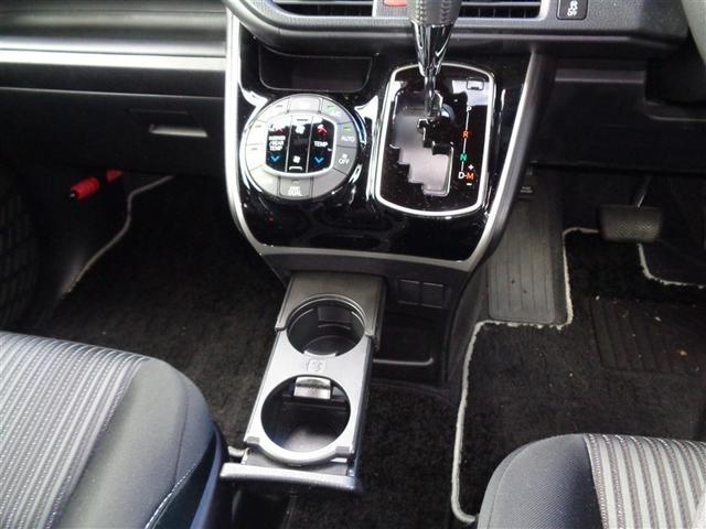 ヴォクシー ＺＳ　煌ＩＩ　トヨタ認定中古車　フルセグ　メモリーナビ　ＤＶＤ再生　バックカメラ　衝突被害軽減システム　ＥＴＣ　ドラレコ　両側電動スライド　ＬＥＤヘッドランプ　ウオークスルー　乗車定員７人　３列シート　ワンオーナー（24枚目）