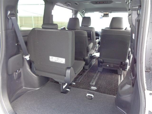 ヴォクシー ＺＳ　煌ＩＩ　トヨタ認定中古車　フルセグ　メモリーナビ　ＤＶＤ再生　バックカメラ　衝突被害軽減システム　ＥＴＣ　ドラレコ　両側電動スライド　ＬＥＤヘッドランプ　ウオークスルー　乗車定員７人　３列シート　ワンオーナー（32枚目）