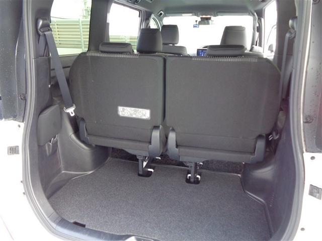 ヴォクシー ＺＳ　煌ＩＩ　トヨタ認定中古車　フルセグ　メモリーナビ　ＤＶＤ再生　バックカメラ　衝突被害軽減システム　ＥＴＣ　ドラレコ　両側電動スライド　ＬＥＤヘッドランプ　ウオークスルー　乗車定員７人　３列シート　ワンオーナー（33枚目）