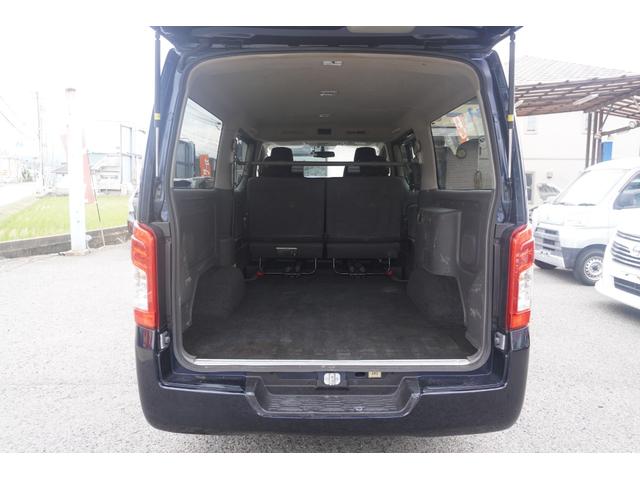 ＮＶ３５０キャラバンバン ロングプレミアムＧＸ　ＴＶ　ナビ　ＣＤ　ＤＶＤ再生　ＥＴＣ　左オートスライドドア　５ドア　アラウンドビューモニター　エマージェンシーブレーキ　スマートキー　外品アルミ（10枚目）