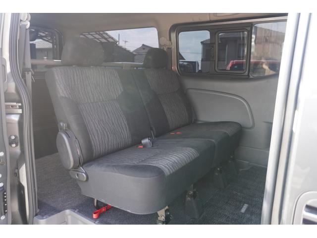 ＮＶ３５０キャラバンバン ロングプレミアムＧＸターボ　ＴＶ　ナビ　ＤＶＤ再生　Ｂｌｕｅｔｏｏｔｈ対応　リアクーラー　リアヒーター　両側スライドドア　エマージェンシーブレーキ　ＬＥＤヘットライト　横滑り防止装置（15枚目）