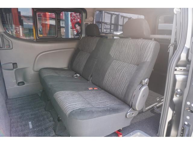 ＮＶ３５０キャラバンバン ロングプレミアムＧＸターボ　ＴＶ　ナビ　ＤＶＤ再生　Ｂｌｕｅｔｏｏｔｈ対応　リアクーラー　リアヒーター　両側スライドドア　エマージェンシーブレーキ　ＬＥＤヘットライト　横滑り防止装置（16枚目）