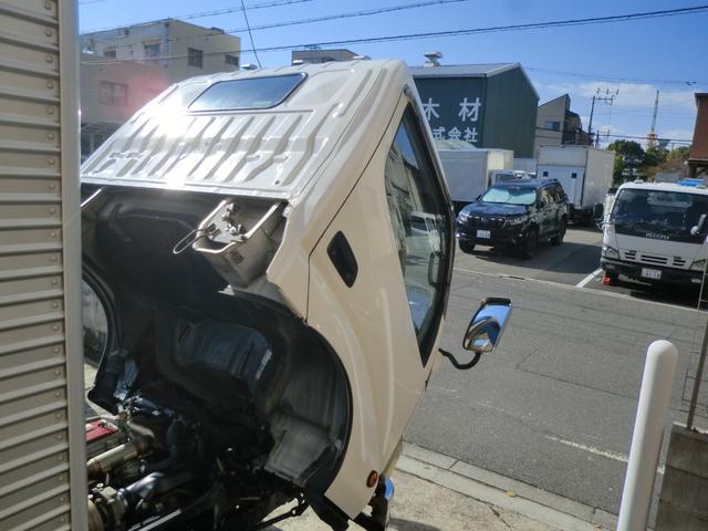 トヨエース ２トンロングアルミバン　跳ね上げ式パワーゲート　６速ＡＴ　バックカメラ・ＥＴＣ車載器・社外ポータブルナビ　バックカメラ・社外オーディオ（49枚目）