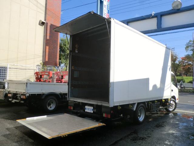 デュトロ 　フロア６速ＡＴ　社外バックカメラ・モニター　ＥＴＣ　準中型免許（５トン未満限定）適合車（4枚目）