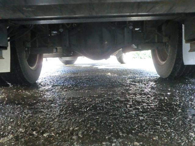 デュトロ 　フロア６速ＡＴ　社外バックカメラ・モニター　ＥＴＣ　準中型免許（５トン未満限定）適合車（8枚目）