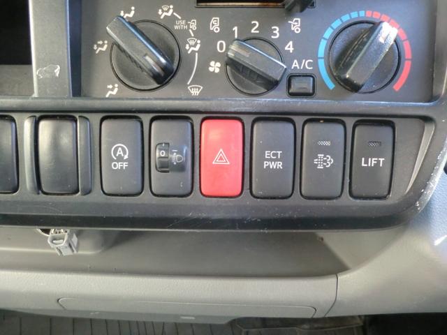 デュトロ 　フロア６速ＡＴ　社外バックカメラ・モニター　ＥＴＣ　準中型免許（５トン未満限定）適合車（11枚目）