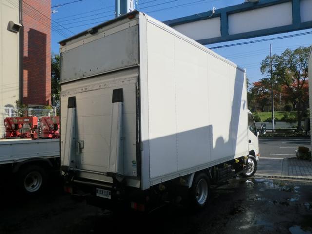 デュトロ 　フロア６速ＡＴ　社外バックカメラ・モニター　ＥＴＣ　準中型免許（５トン未満限定）適合車（22枚目）