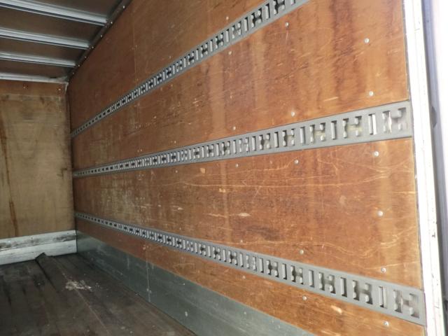 デュトロ 　フロア６速ＡＴ　社外バックカメラ・モニター　ＥＴＣ　準中型免許（５トン未満限定）適合車（28枚目）