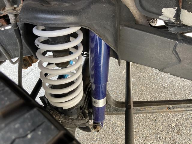 ジムニーワイド JZ CLLINK製ショップアブソバー コイルスプリング リフトアップ 社外マフラー 運転席レカロシート ETC オールペイント(22枚目)