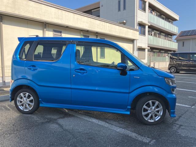ワゴンＲ ハイブリッドＦＺ　社外ナビ　ワンセグＴＶ　バックカメラ　ＥＴＣ　キーレスエントリー　プッシュスタート　運転席シートヒーター　純正アルミホイール（8枚目）