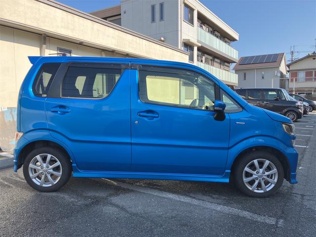 ワゴンＲ ハイブリッドＦＺ　社外ナビ　ワンセグＴＶ　バックカメラ　ＥＴＣ　キーレスエントリー　プッシュスタート　運転席シートヒーター　純正アルミホイール（9枚目）