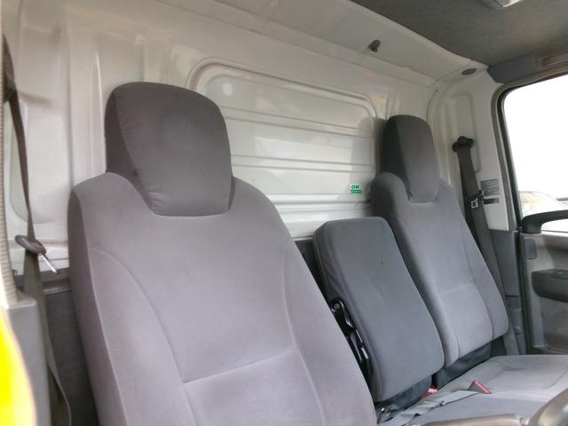 エルフトラック 　アルミバン　パワーゲート　リモコン　ワンオーナー　エアコン　パワステ　パワーウインドウ　エアバック　ディーゼルターボ　ラッシングレール　ＥＴＣ　純正風坊　バックカメラ（8枚目）