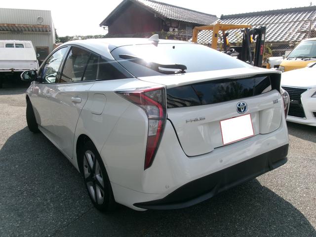 プリウス Ａツーリングセレクション　ワンオーナー　エアコン　パワステ　パワーウインドウ　エアバック　ＡＢＳ　ＢＳＭ　バックモニター　スマートキー　Ｗ６４ナビ地デジ　１年保証距離無制限（7枚目）