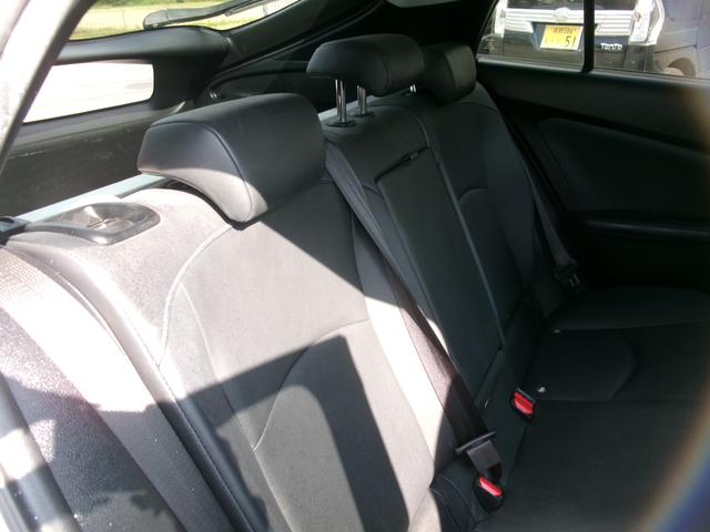 プリウス Ａツーリングセレクション　ワンオーナー　エアコン　パワステ　パワーウインドウ　エアバック　ＡＢＳ　ＢＳＭ　バックモニター　スマートキー　Ｗ６４ナビ地デジ　１年保証距離無制限（14枚目）