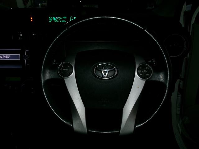 アクア Ｇ　エアコン　パワステ　パワーウインドウ　エアバック　ＡＢＳ　ＥＴＣ　純正ナビ　バックモニター　１年保証距離無制限保証（9枚目）