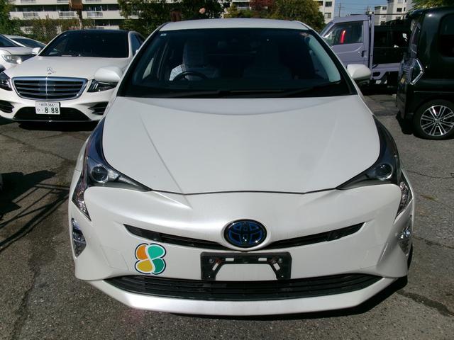 プリウス A ワンオーナー エアコン パワステ パワーウインドウ エアバック ABS 純正ナビ地デジ バックモニター スマートキー BSM 1年保証距離無制限(3枚目)