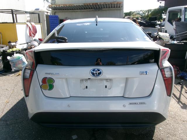 プリウス A ワンオーナー エアコン パワステ パワーウインドウ エアバック ABS 純正ナビ地デジ バックモニター スマートキー BSM 1年保証距離無制限(6枚目)