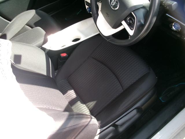 プリウス A ワンオーナー エアコン パワステ パワーウインドウ エアバック ABS 純正ナビ地デジ バックモニター スマートキー BSM 1年保証距離無制限(11枚目)