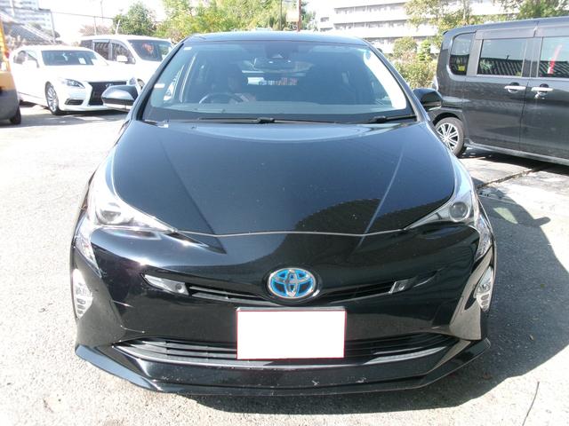 プリウス Ｓセーフティプラス　エアコン　パワステ　パワーウインドウ　エアバック　ＡＢＳ　ＥＴＣ　社外アルミ　純正ナビ地デジ　バックモニター　スマートキー　プッシュスタート　１年保証距離無制限（3枚目）