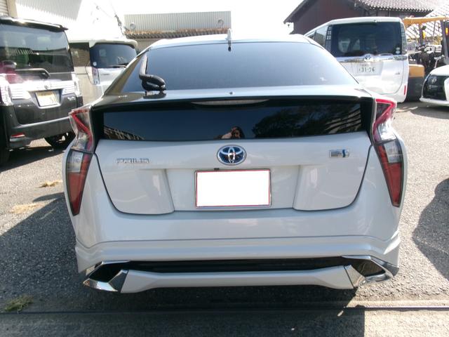 プリウス Ｓ　エアコン　パワステ　パワーウインドウ　エアバック　ＡＢＳ　純正ナビ　地デジ　バックモニター　スマートキー　プッシュスタート　モデリスタ　フルエアロ　１年保証距離無制限保証（6枚目）