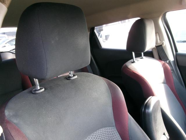 ジューク １５ＲＸ　エアコン　パワステ　パワーウインドウ　エアバック　ＡＢＳ　ＥＴＣ（15枚目）