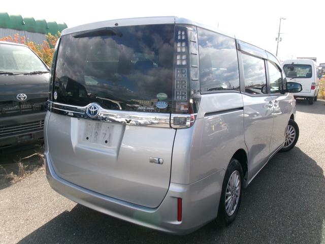 ヴォクシー ハイブリッドX エアコン パワステ パワーウインドウ エアバック ABS SDナビ地デジ 両側電動スライドドア プッシュスタート バックモニター ビルトインETC 1年保証距離無制限(5枚目)