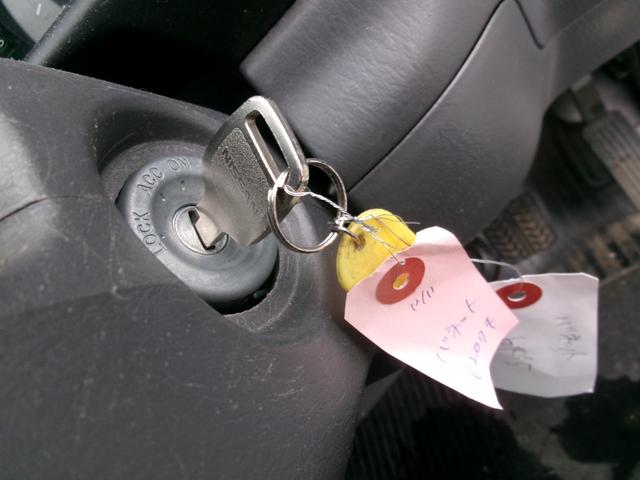 バネットトラック ロングスーパーローＤＸ　パワーゲート　ワンオーナー　エアコン　パワステ　パワーウインドウ　エアバック　ＥＴＣ　積載量　９５０ｋｇ（16枚目）