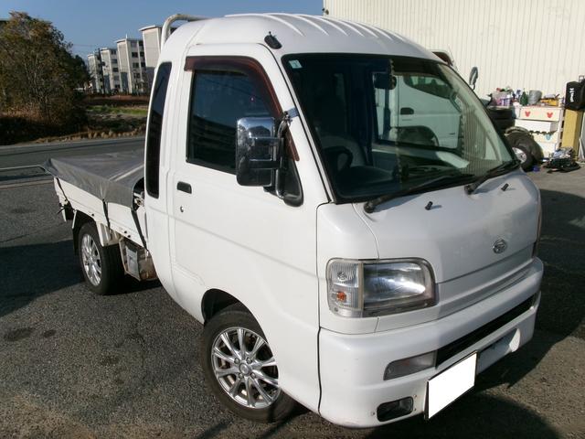 ハイゼットトラック 　ジャンボ　４ＷＤ　エアコン　パワステ　ＥＴＣ　ヒッチメンバー　社外アルミ　ウッドコンビハンドル　ＨＤＤナビ地デジ（2枚目）