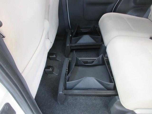 ムーヴキャンバス Ｘメイクアップ　ＳＡＩＩ　フルセグ　メモリーナビ　ＤＶＤ再生　バックカメラ　衝突被害軽減システム　ＥＴＣ　アイドリングストップ（28枚目）