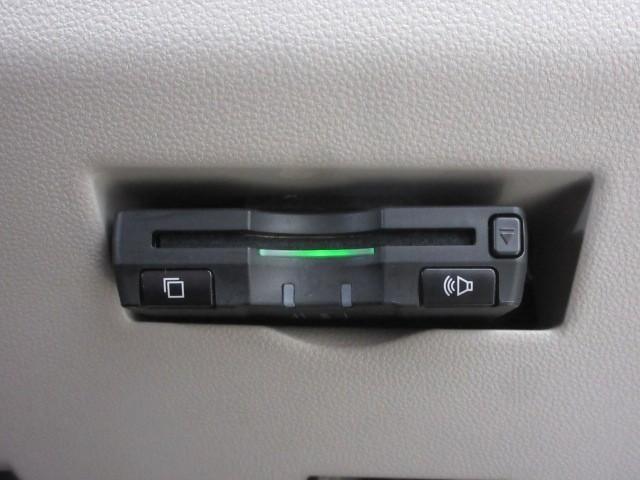 ＥＴＣ車載器付きです。高速道路の料金所もスムーズに通過できます。