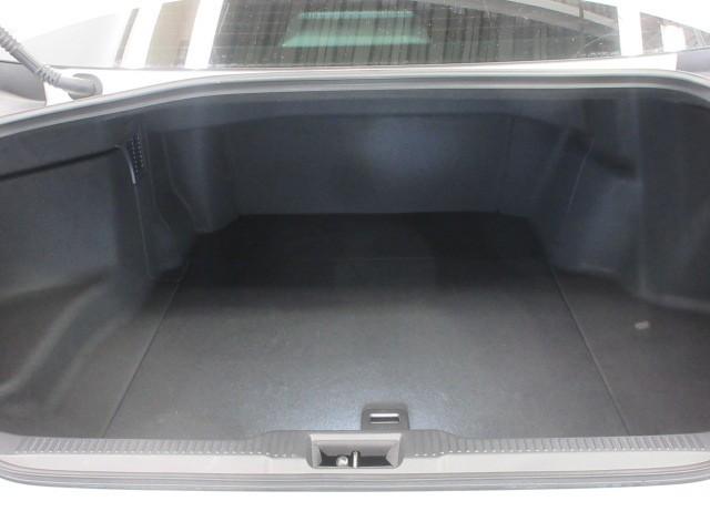 クラウンハイブリッド ＲＳ　リミテッドＩＩ　革シート　フルセグ　メモリーナビ　ＤＶＤ再生　バックカメラ　衝突被害軽減システム　ＥＴＣ　ドラレコ　ＬＥＤヘッドランプ（33枚目）