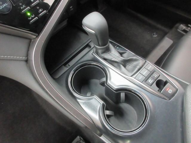 カムリ ＷＳ　フルセグ　メモリーナビ　ＤＶＤ再生　バックカメラ　衝突被害軽減システム　ＥＴＣ　ＬＥＤヘッドランプ（21枚目）