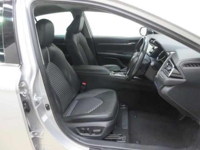 カムリ ＷＳ　フルセグ　メモリーナビ　ＤＶＤ再生　バックカメラ　衝突被害軽減システム　ＥＴＣ　ＬＥＤヘッドランプ（23枚目）