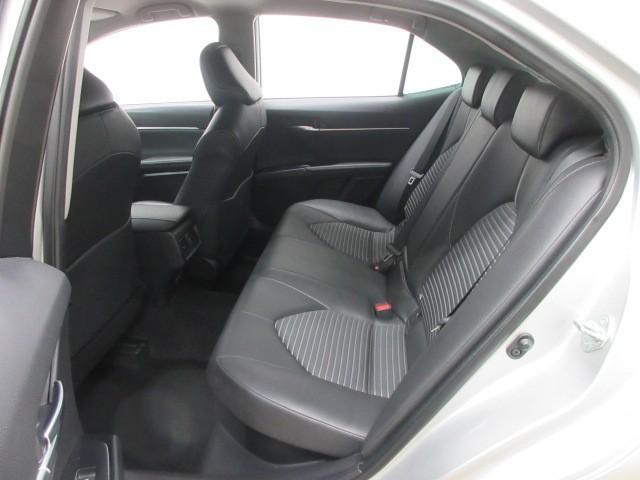 カムリ ＷＳ　フルセグ　メモリーナビ　ＤＶＤ再生　バックカメラ　衝突被害軽減システム　ＥＴＣ　ＬＥＤヘッドランプ（25枚目）