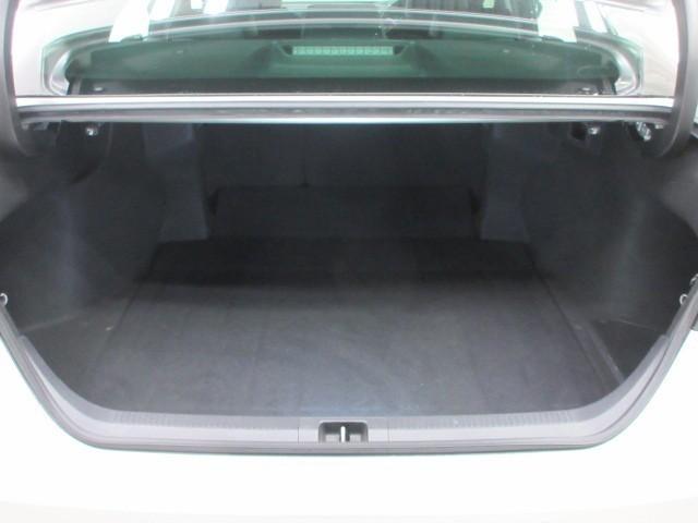 カムリ ＷＳ　フルセグ　メモリーナビ　ＤＶＤ再生　バックカメラ　衝突被害軽減システム　ＥＴＣ　ＬＥＤヘッドランプ（27枚目）